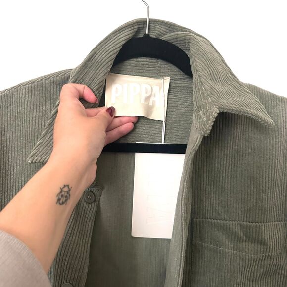 PIPPA THE LABEL Corduroy Oversized Shacket Sage NWT Small - Picture 2 of 5